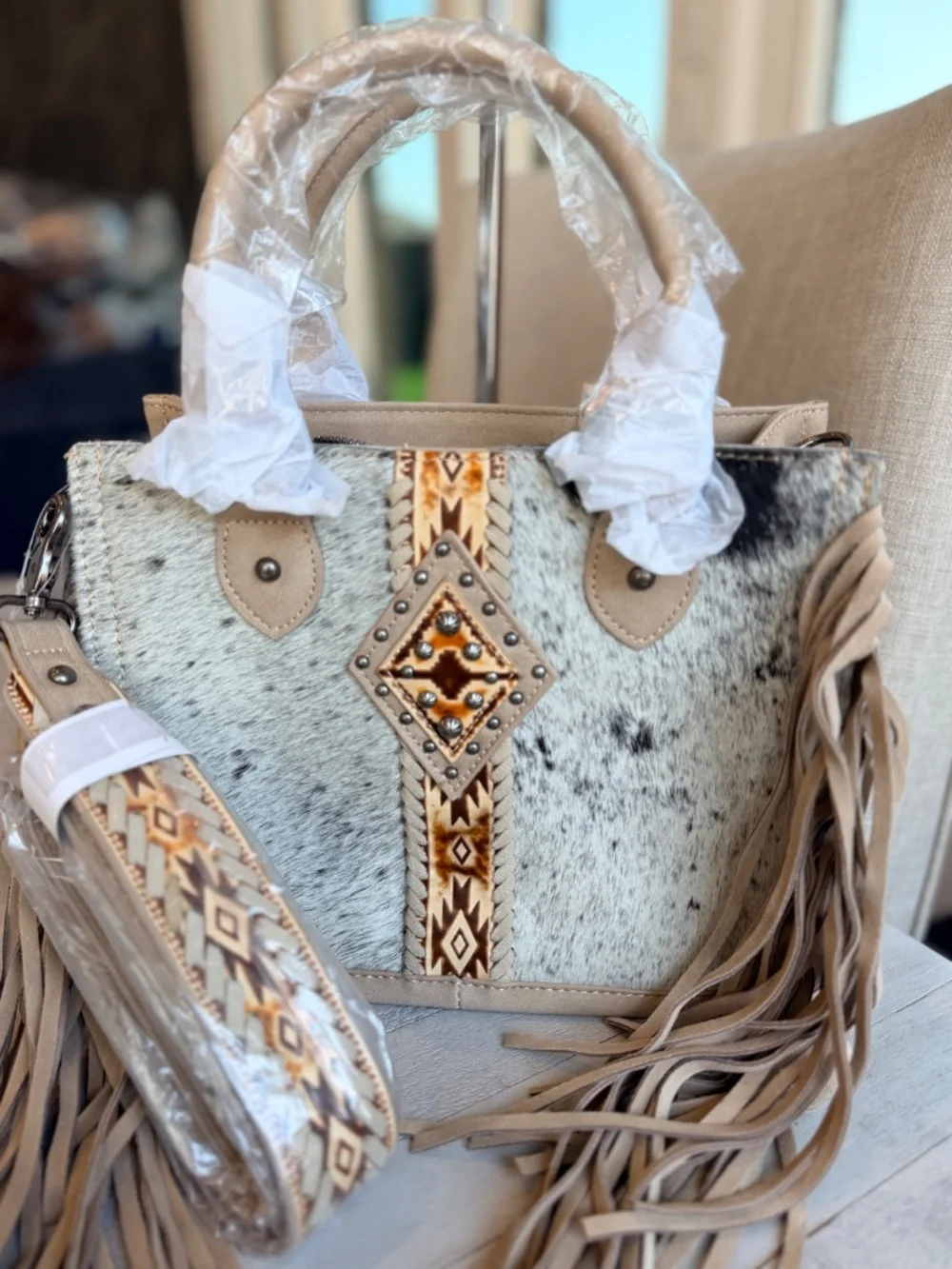 Trinity Ranch Hair On Cowhide Tote/Crossbody Khaki